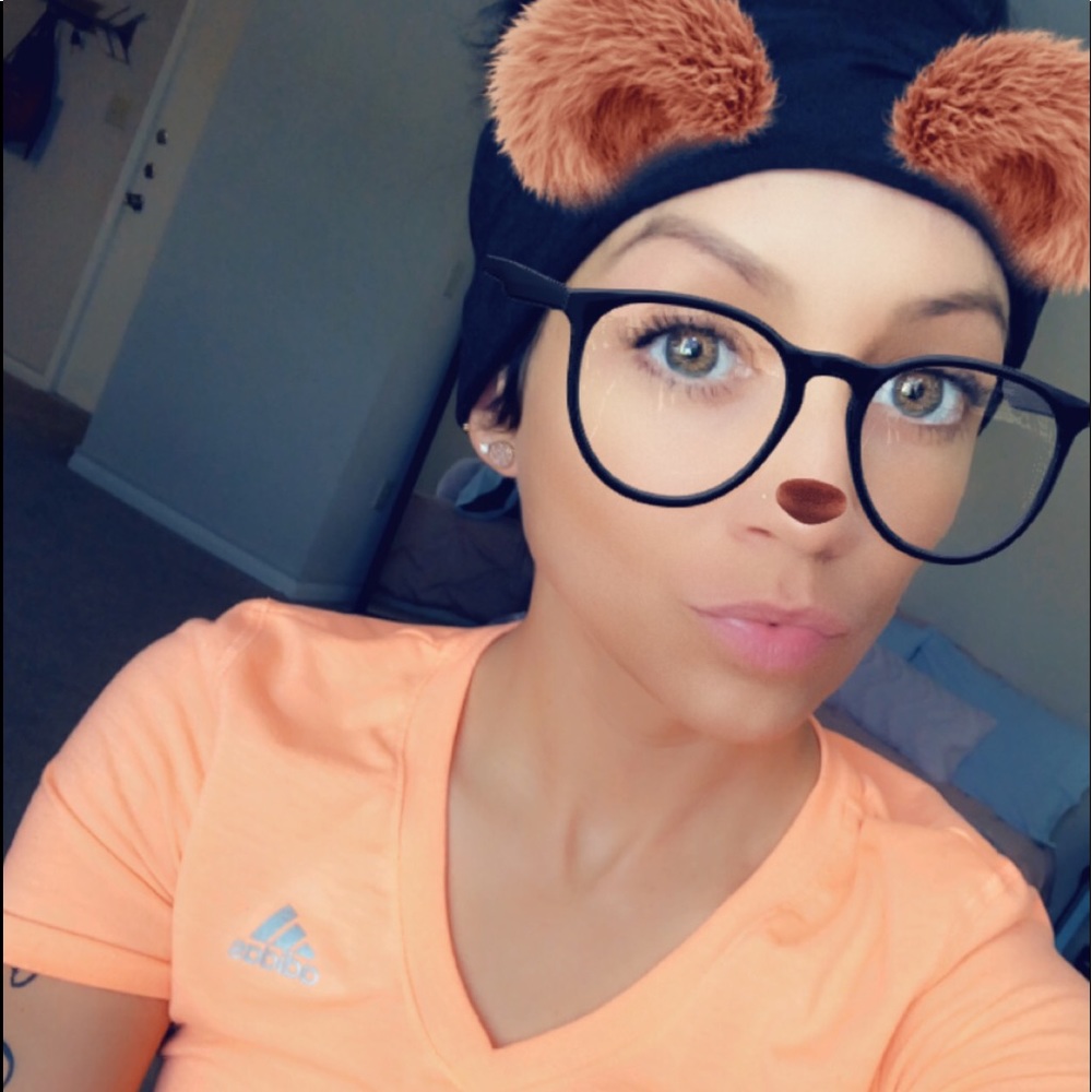 Meet your Posher, Cat